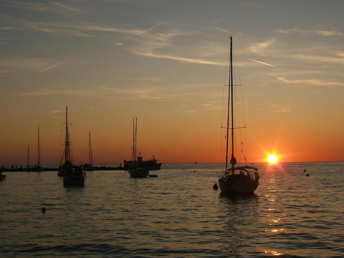 Tamaris, 600 M From The Beach Novigrad Istria Exterior foto