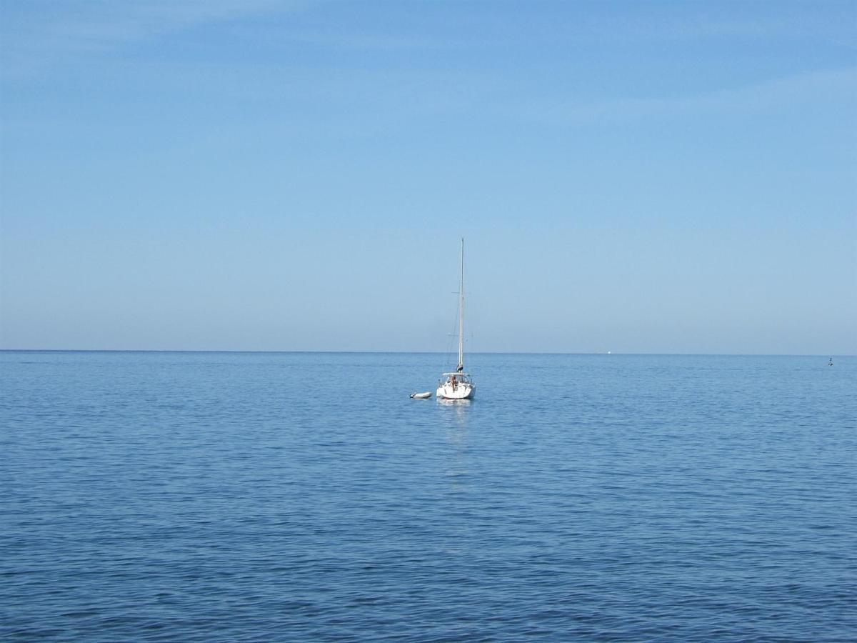 Tamaris, 600 M From The Beach Novigrad Istria Exterior foto